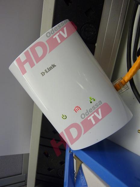 беспроводные точки доступа D-Link DHP 307 AV Kit  передача интернета по электрической сети 220в.
